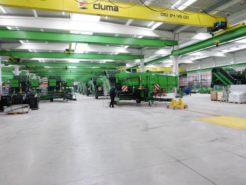 AVR new production hall